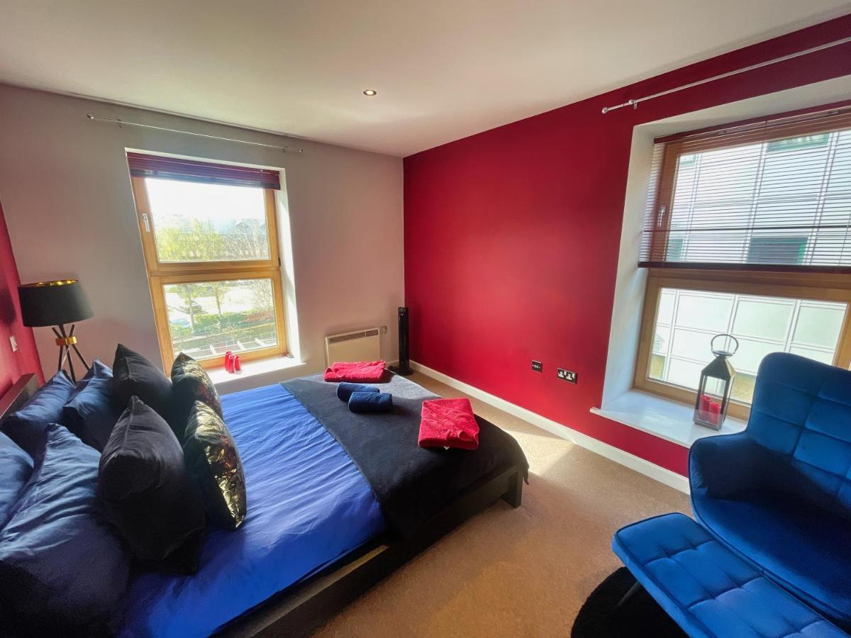 Historic Clock Tower Apartment With Rooftop Terrace And Free Secure Parking Sheffield Exteriör bild