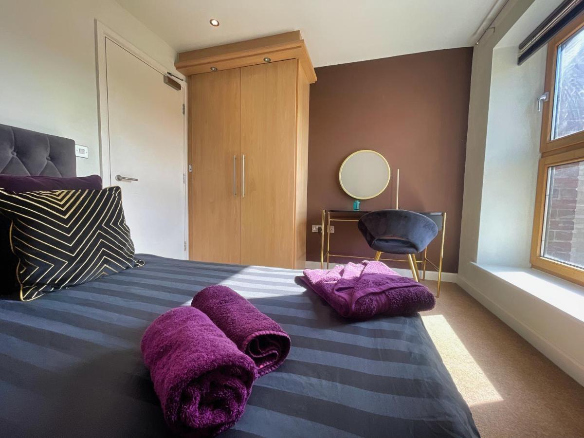 Historic Clock Tower Apartment With Rooftop Terrace And Free Secure Parking Sheffield Exteriör bild
