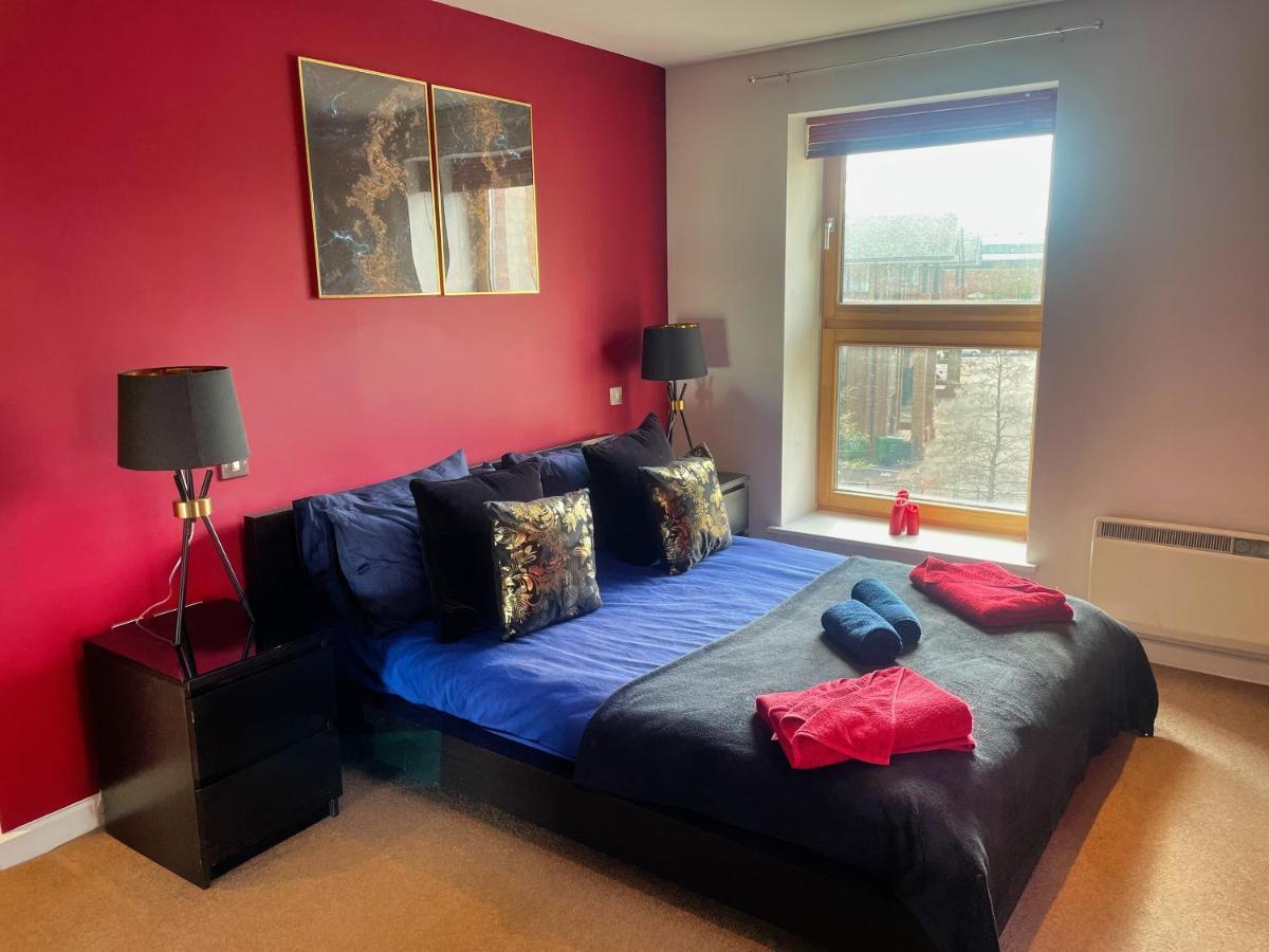 Historic Clock Tower Apartment With Rooftop Terrace And Free Secure Parking Sheffield Exteriör bild